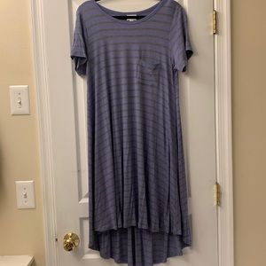 Stretchy striped lularoe Carly, size small